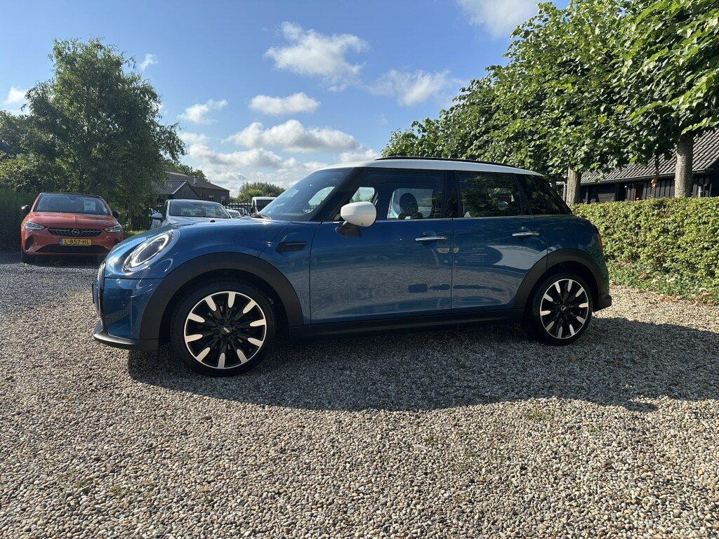 MINI Cooper 5-Deurs 1.5 5-Drs Bns Ed. Leder/H&K Audio