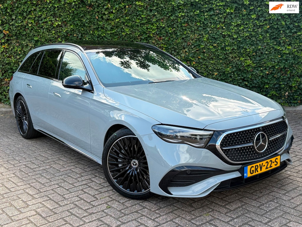 Mercedes-Benz E-klasse Estate 300 e AMG Line | Superscreen | Pano | Burmester | trekhaak