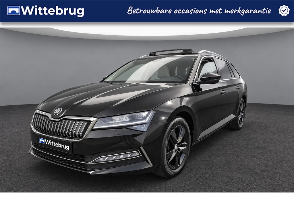 Skoda Superb Combi 1.4 TSI 218pk iV DSG Style / Panorama dak / Leder / App. Connect / Achteruitrijcamera / Interieur voorverwarming