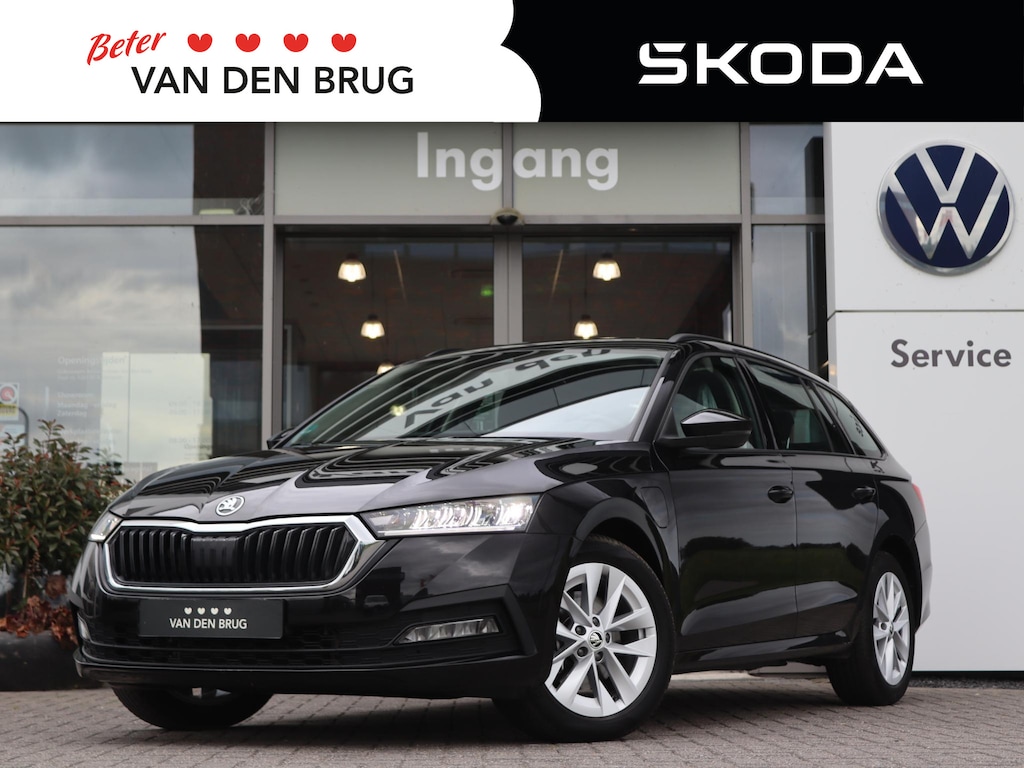 Skoda Octavia Combi 1.4 TSI 204 pk DSG iV PHEV Ambition | Navigatie via SmartLink | Led | Climate Control | Cruise Control | PDC Achter |