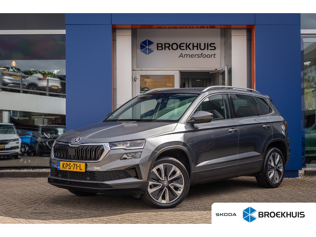 Skoda Karoq 1.5 TSI ACT Business Edition Plus | Leder | Camera | Cruise control adaptief | Stoel+stuur verwarming | Keyless entry/start | Apple Carplay/Android Auto | Digitaal dashboard | | Achteruitrijcamera | Apple Carplay/Android Auto|telefoonintegratie premium | Cruise control adaptief