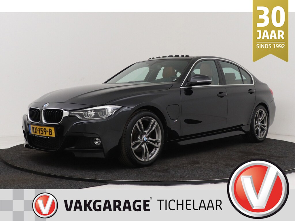 BMW 3-Serie 330e Centennial High Executive M-Sport | Panoramadak | 95% SOH | Org NL | Keyless | Navigatie | Stoelverwarming |