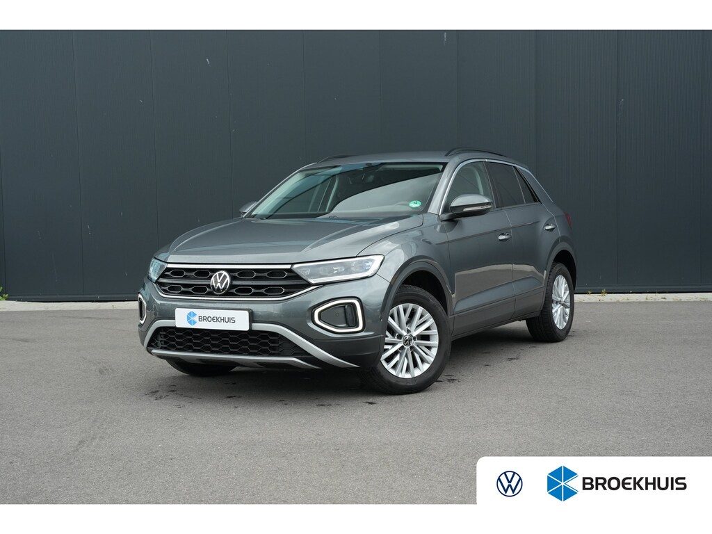 Volkswagen T-Roc 1.0 TSI 110pk Life | Trekhaak | Camera | Adaptive Cruise | Carplay | Keyless Entry & Start | 16"