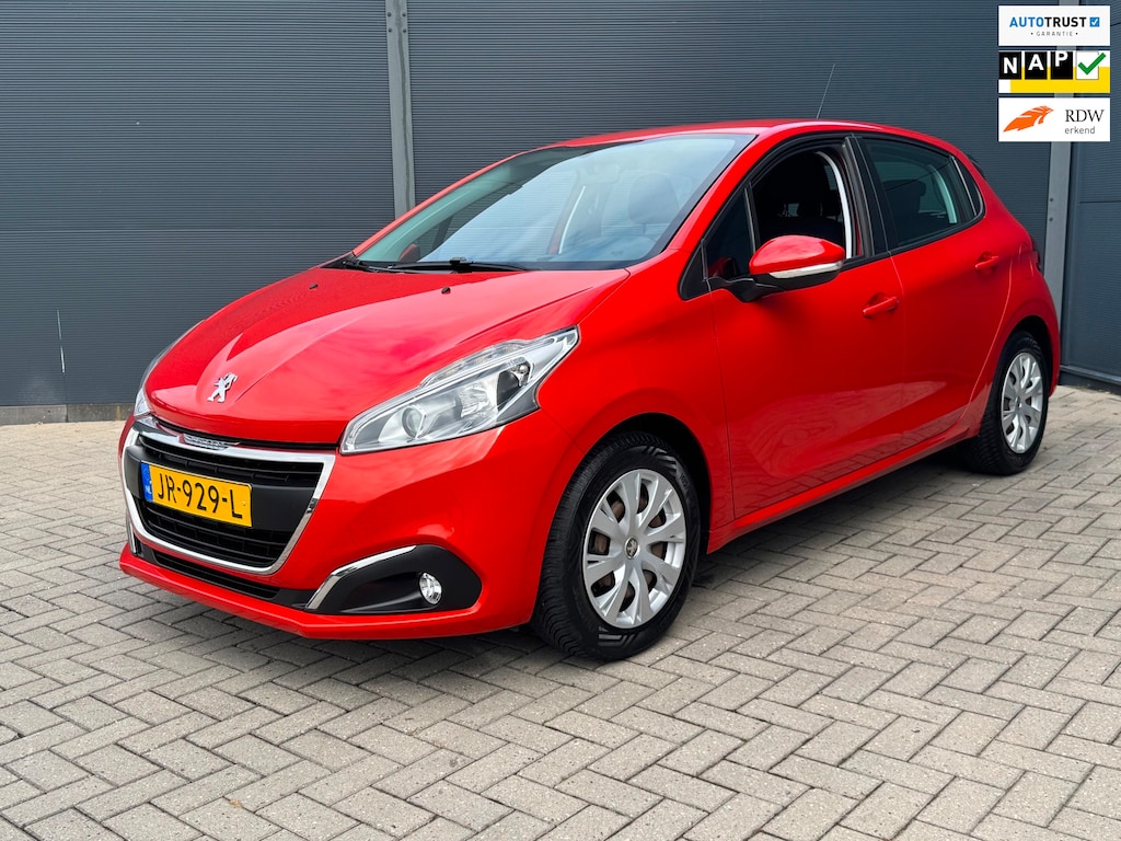 Peugeot 208 1.2 PureTech / Navi / Nap
