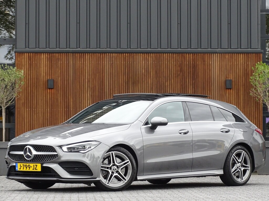 Mercedes-Benz CLA Shooting brake 250 225PK AMG / panorama / *NAP*