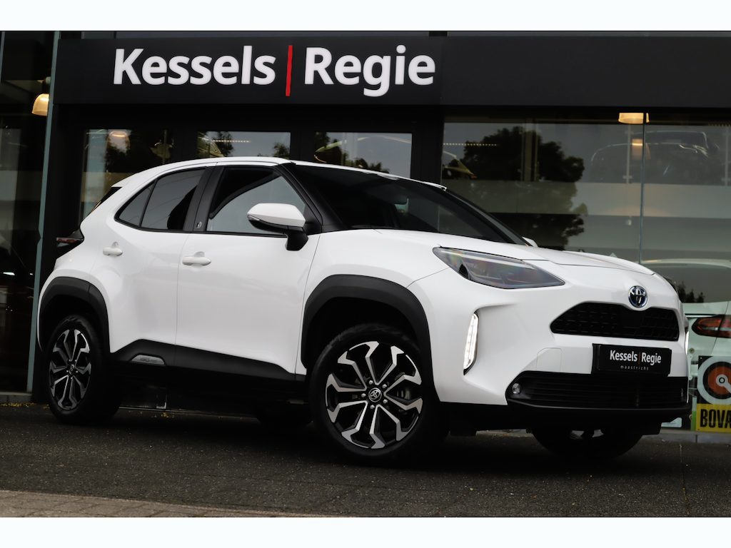 Toyota Yaris Cross 1.5 Hybrid Team | ACC | Keyless | Camera | CarPlay | 17” | DAB