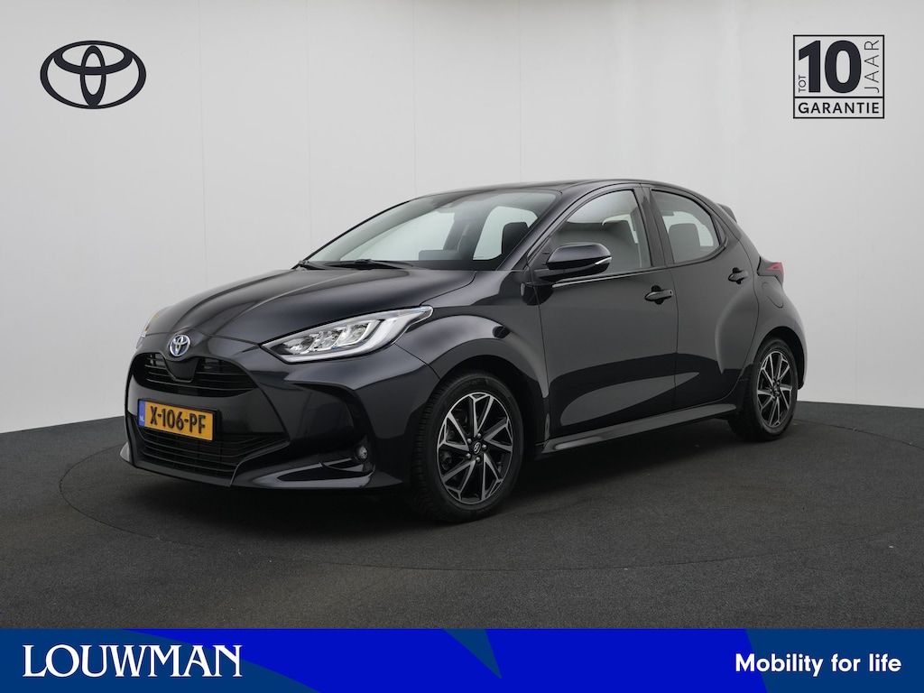 Toyota Yaris 1.5 Hybrid Dynamic | NL-Auto | Parkeercamera | LM velgen |