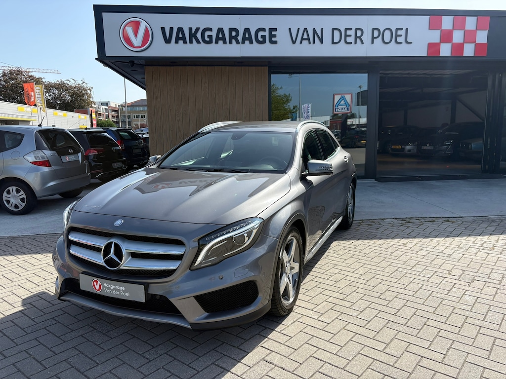 Mercedes-Benz GLA 180 Prestige