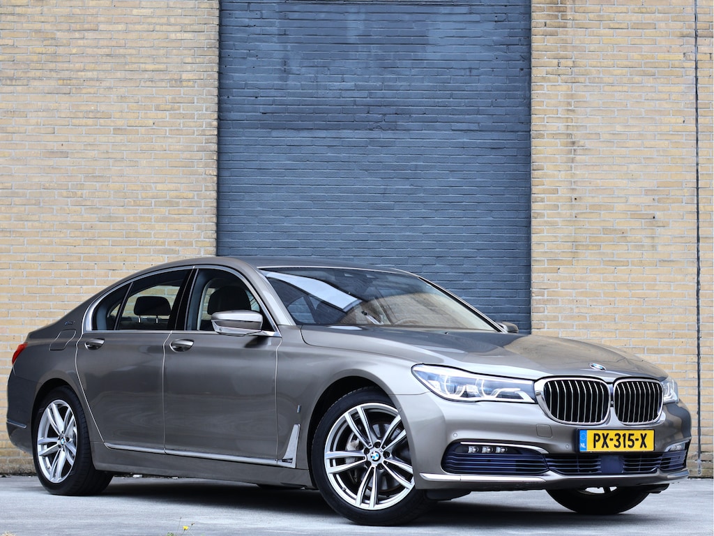 BMW 7-Serie 740e iPerformance High Executive Laserlight | Massage | Soft-Close | Display Key | HUD