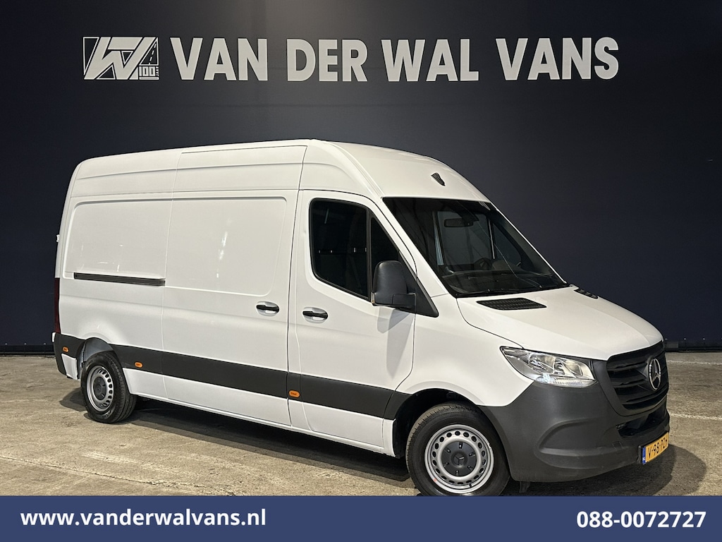 Mercedes-Benz Sprinter 211 CDI 115pk L2H2 Euro6 Airco | Trekhaak | Bijrijdersbank Bluetooth telefoonvoorbereiding