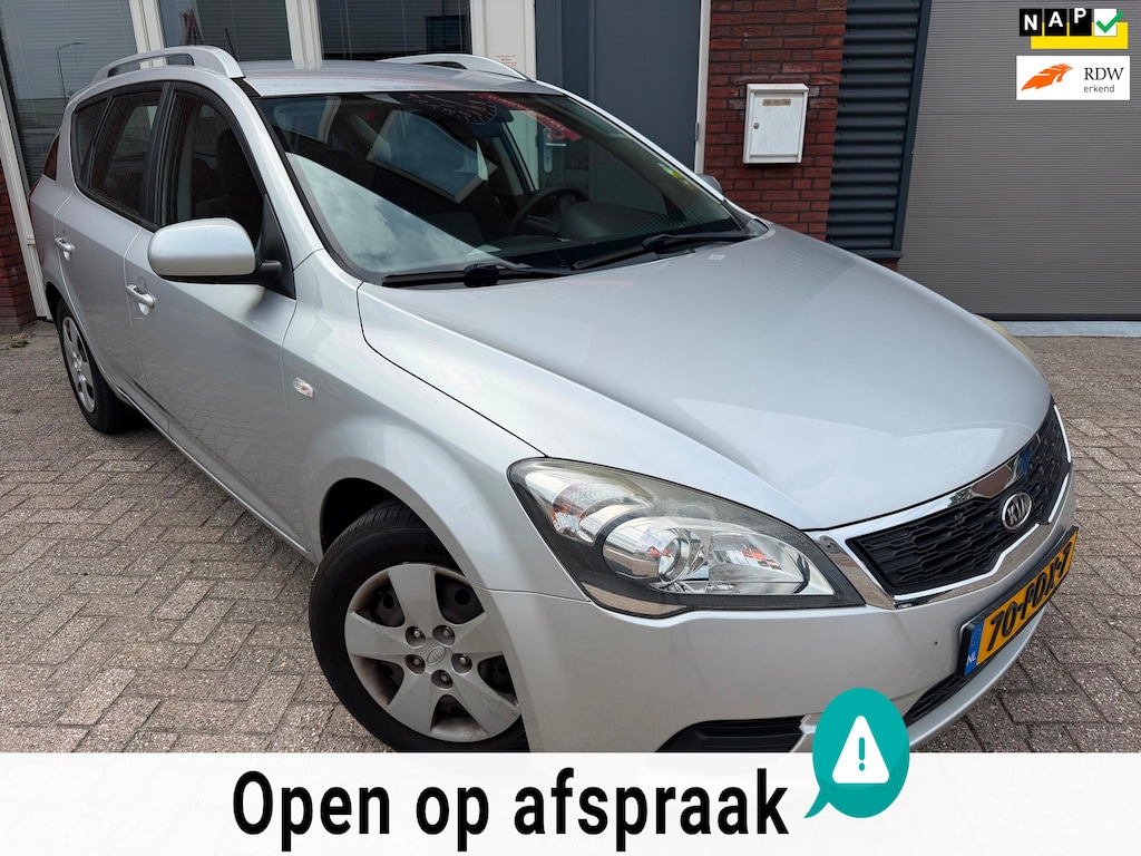 Kia Ceed Cee'd 1.4 CVVT X-tra / Airco / 5DRS / AUX / NAP