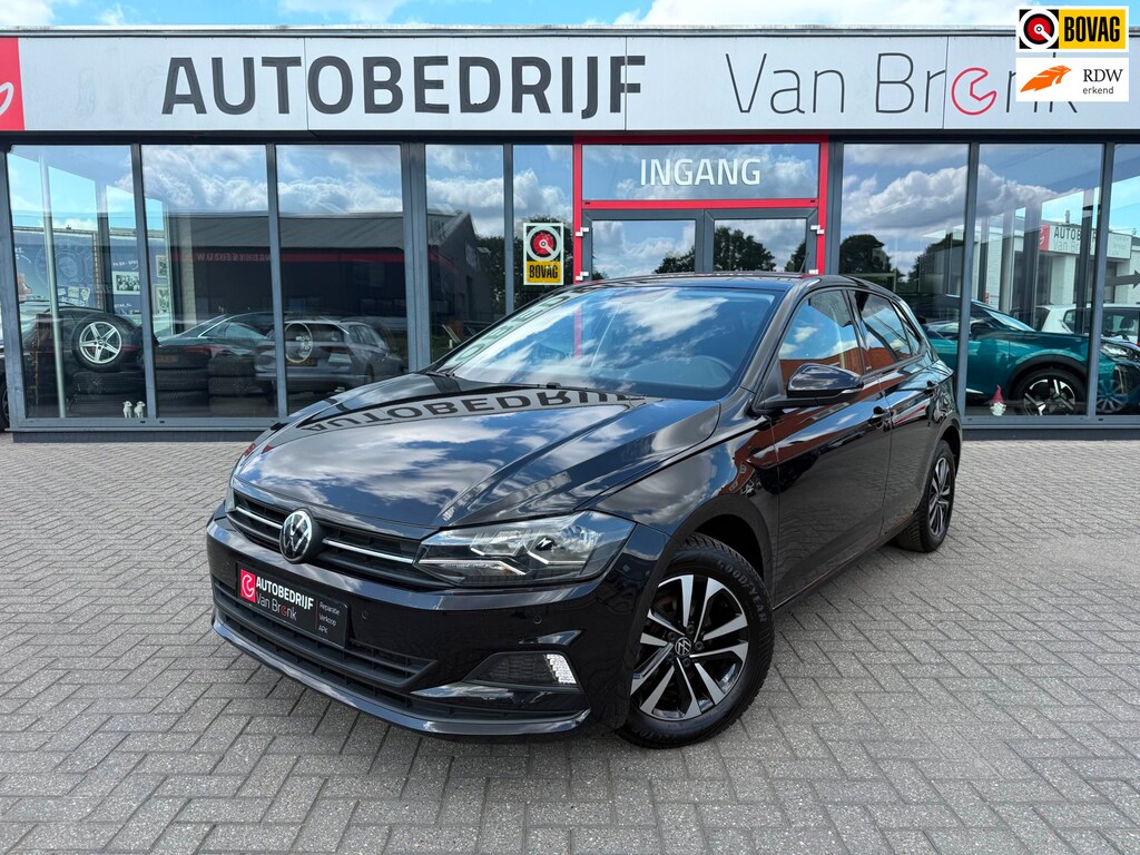 Volkswagen Polo 1.0 TSI Comfortline Business | Carplay | PDC