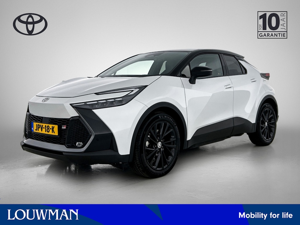 Toyota C-HR / C-HR+ 2.0 Plug-in Hybrid 220 GR SPORT PLUS | Navigatie | JBL | BLS | PDC V+A | Stuur-Stoelverwarming |