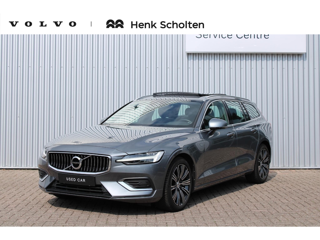 Volvo V60 2.0 T5 Inscription | Panoramadak | Cruise Control | Parkeersensoren achter | Lederen bekleding | Stoelverwarming voorzijde | Apple Carplay | Android Auto | Standkachel |
