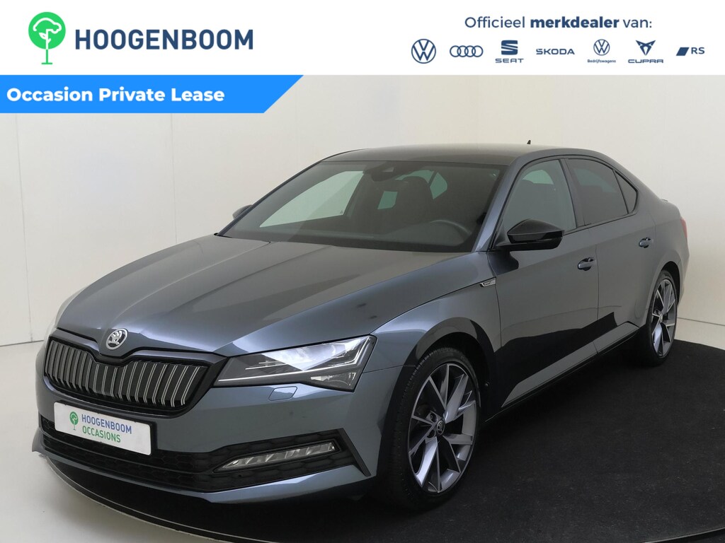 Skoda Superb 1.4 TSI iV Sportline Business | SoH 91% | Trekhaak | Achteruitrijcamera | Stoelen met memory | Adaptieve demping | Matrix LED verlichting | Keyless | Stoel- en stuurwielverwarming | Navigatie | Sfeerverlichting |