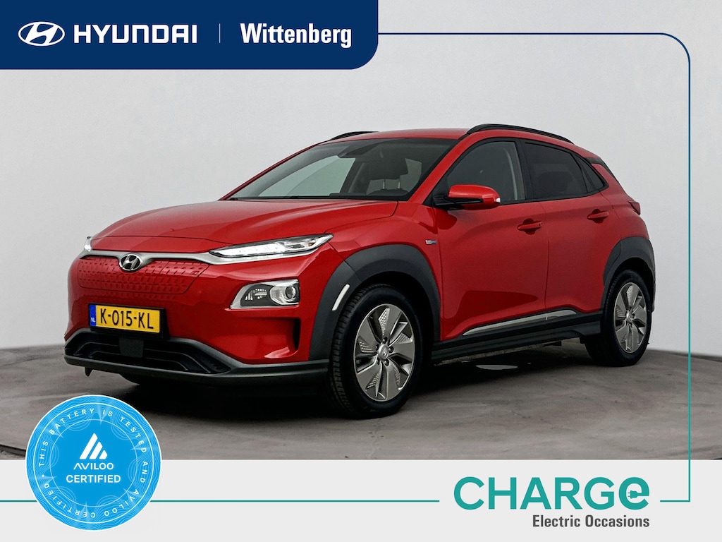 Hyundai Kona Electric EV Premium 64 kWh | Leder | Camera | SOH 96% | Warmtepomp | Navi & Carplay/Android | Clima | Stoelverkoeling & Stoel stuur verwarming |