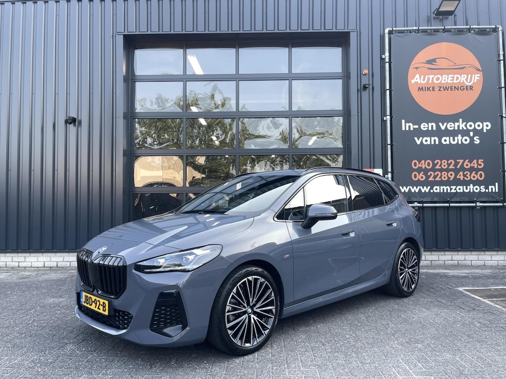 BMW 2-Serie Active Tourer 218i M-Pakket CAMERA|LEER|DODEHOEK|STOELVERWARMING|KEYLESS|LED KOPLAMPEN|CARPLAY|ELEKTRISCHE KOFFERKLEP