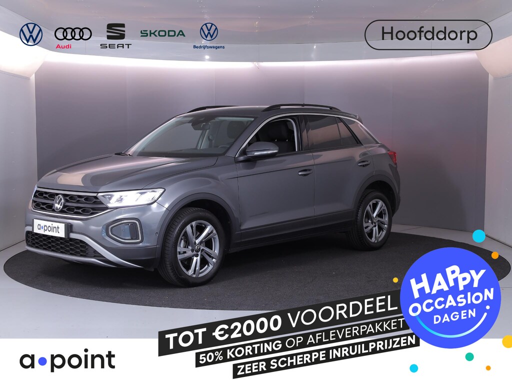Volkswagen T-Roc 1.0 TSI Life 110 pk | Navigatie via App | Parkeersensoren (Park assist) | Achteruitrijcamera | Adaptieve cruise control | LED koplampen |