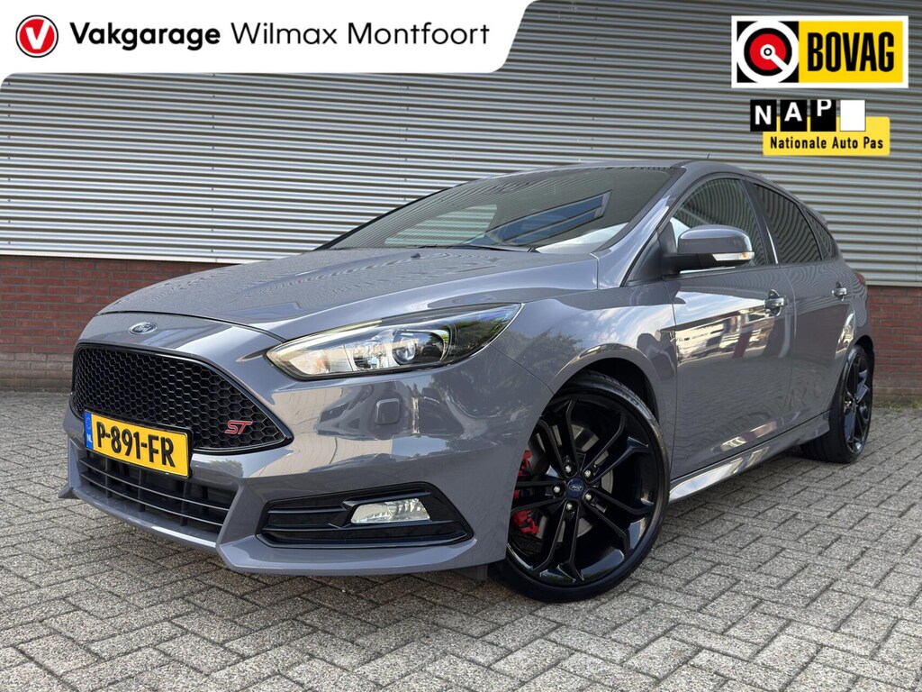 Ford Focus 2.0 ST|Keyless|Camera|Sony|Winterpack|Stealth Grey|