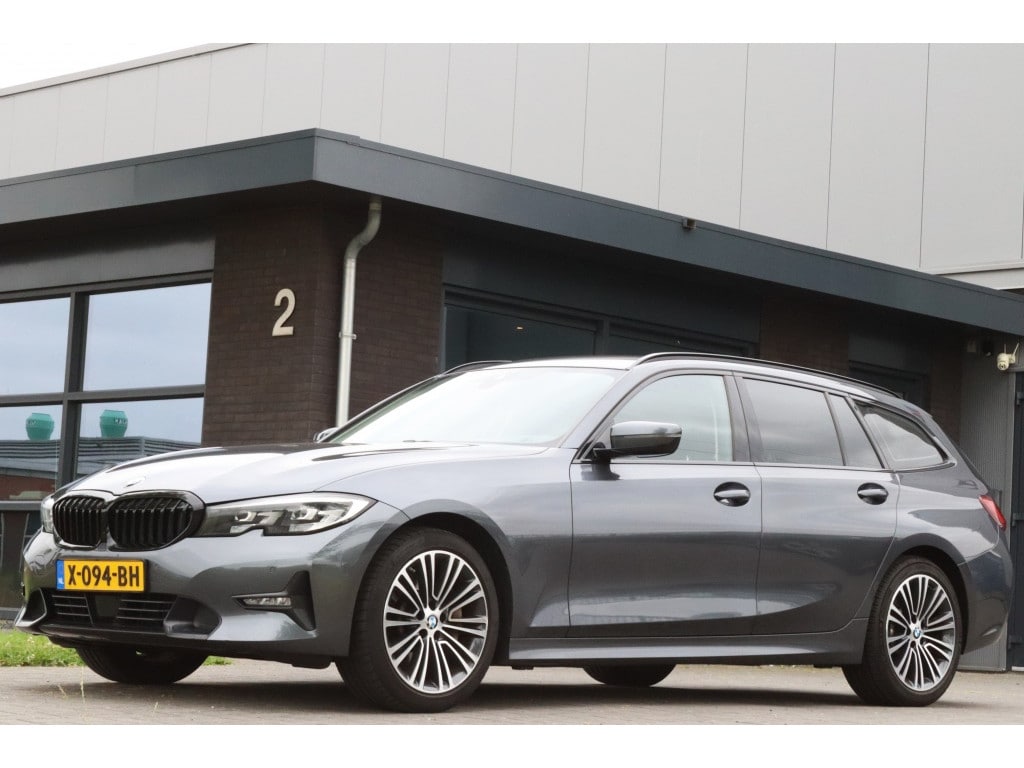 BMW 3-Serie Touring 330i G21 Sport Line ACC 18 inch