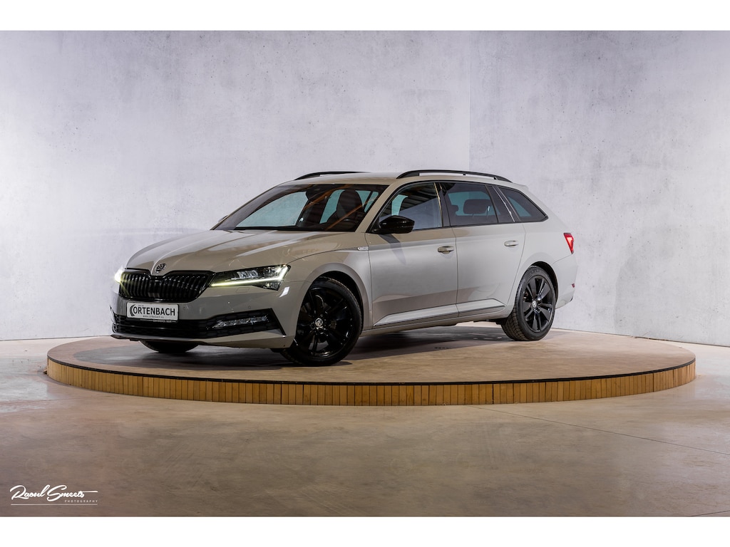 Skoda Superb Combi 1.5 TSI ACT Sportline Business | Steel Grey | Premium audio | Adaptieve cruise | Blis |