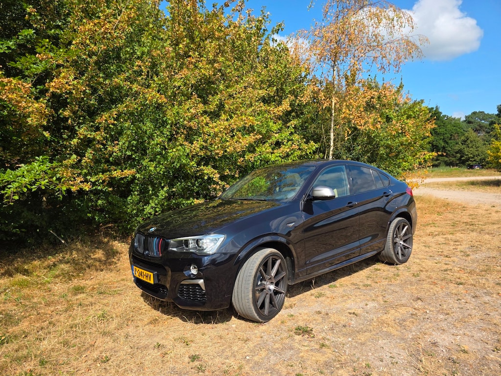 BMW X4 M40i