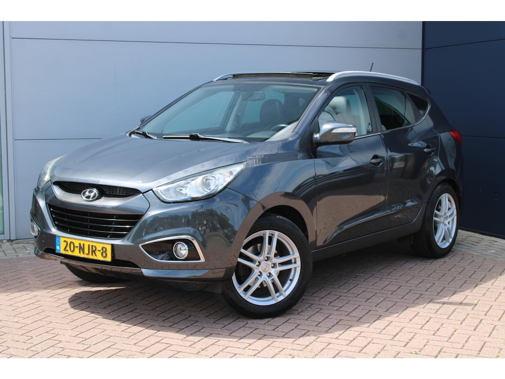 Hyundai ix35 2.0i i-Catcher Automaat Leer Navi Panoramadak Trekhaak (1600kg) Stoelverwarming