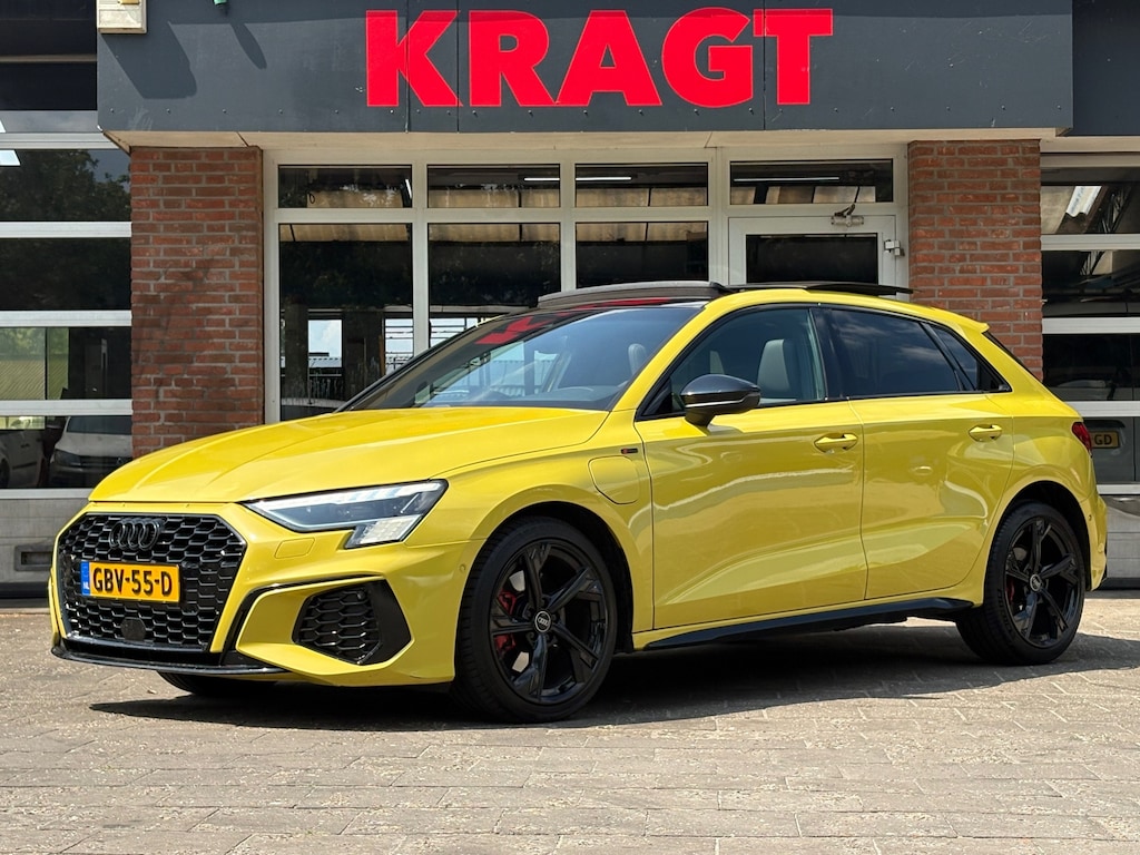 Audi A3 Sportback 40 TFSI e Business edition|Pano|ACC|Matrix|ABC KLEPPEN|RS stoelen|Alcantara|BOM VOL