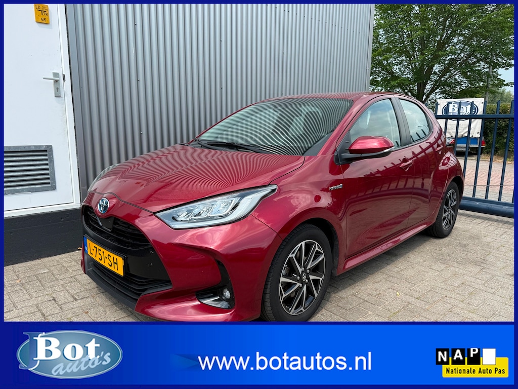 Toyota Yaris 1.5 Hybrid Dynamic / 6X TOYOTA YARIS OP VOORRAAD / 1E EIGENAAR / APPLE CAR PLAY / ECC / ACHTERUITRIJCAMERA / CRUISE