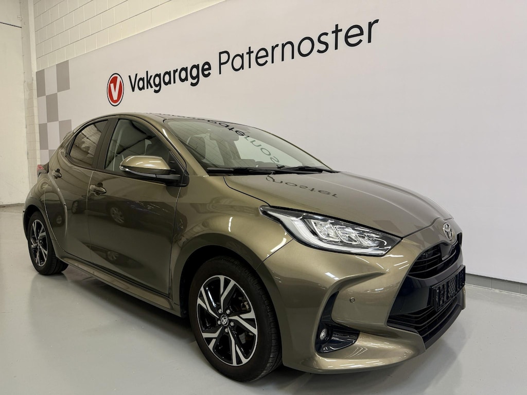 Toyota Yaris 1.5 Hybrid 115 PDC / Blindspot / Carplay / Camera