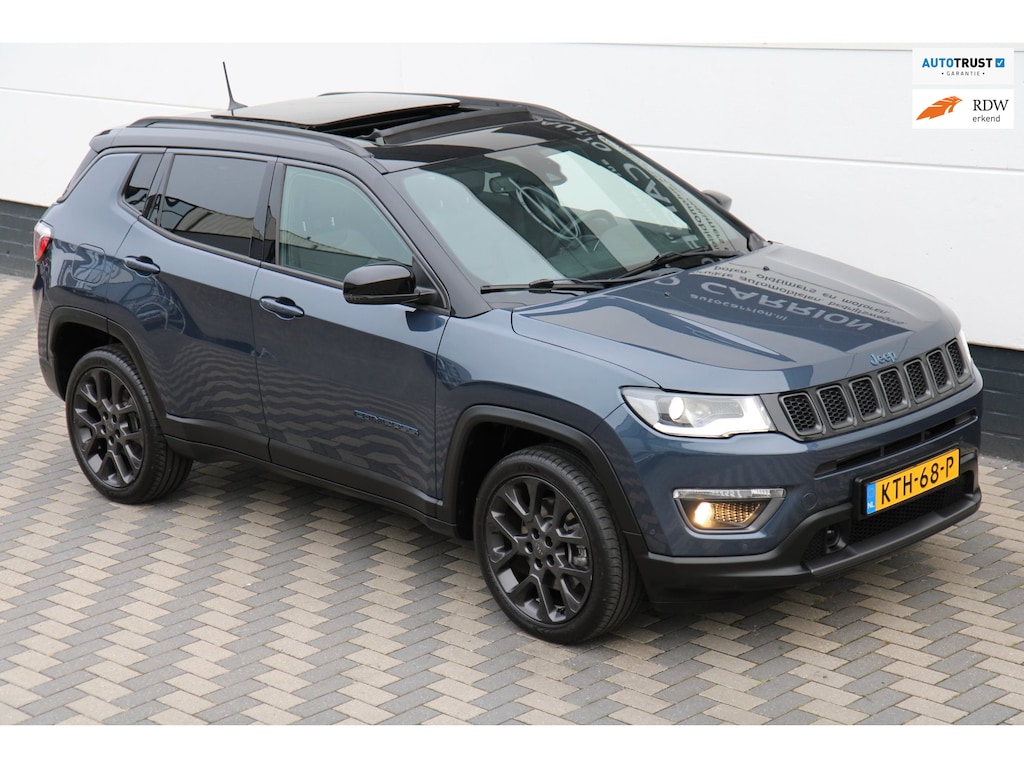 Jeep Compass 4xe 240 Plug-in Hybrid Electric S Pano BTW !!