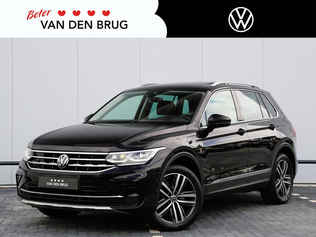 Volkswagen Tiguan 1.4 TSI eHybrid Elegance 245 pk DSG | Dealer onderhouden | Navigatie | Trekhaak | Camera | DCC | LED Matrix | Panoramadak | Cruise control | Elektrische achterklep |
