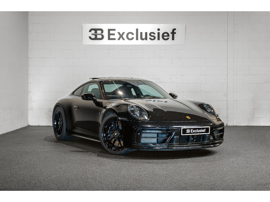 Porsche 992 911 3.0 Carrera 4 GTS