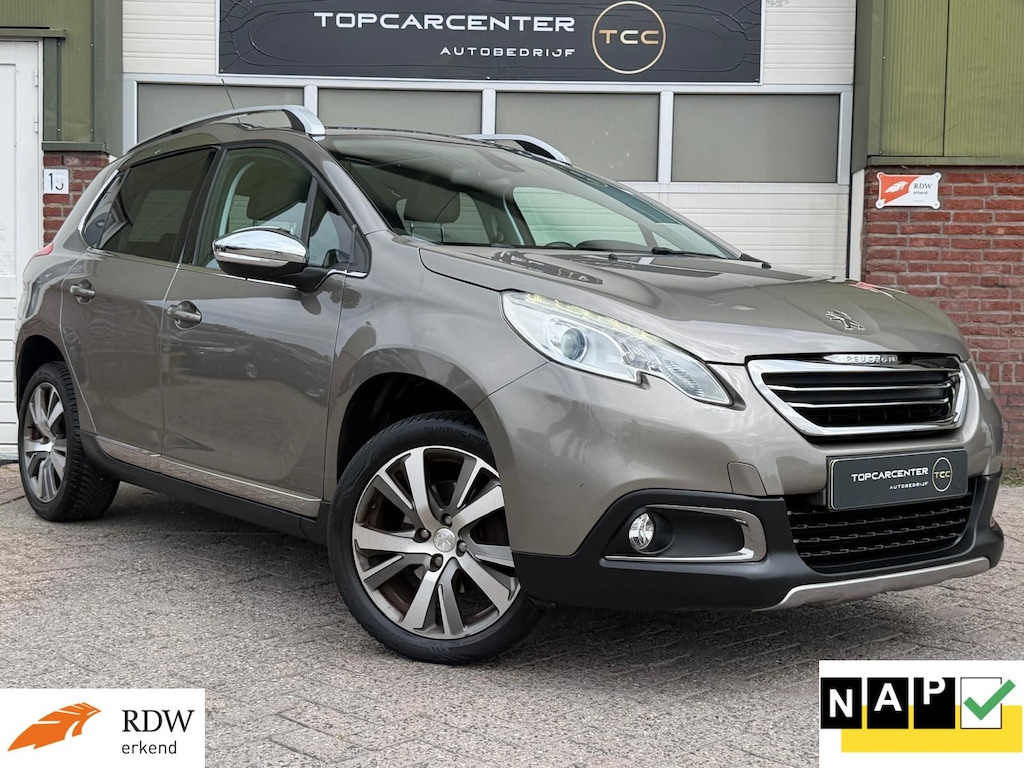 Peugeot 2008 1.6 VTi Féline/PANO/TREKH/PARKS/NAVI/APK/NAP