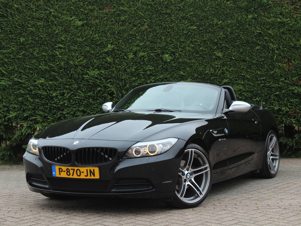 BMW Z4 Roadster sDrive20i High Executive | 19 inch | Stoelverwarming