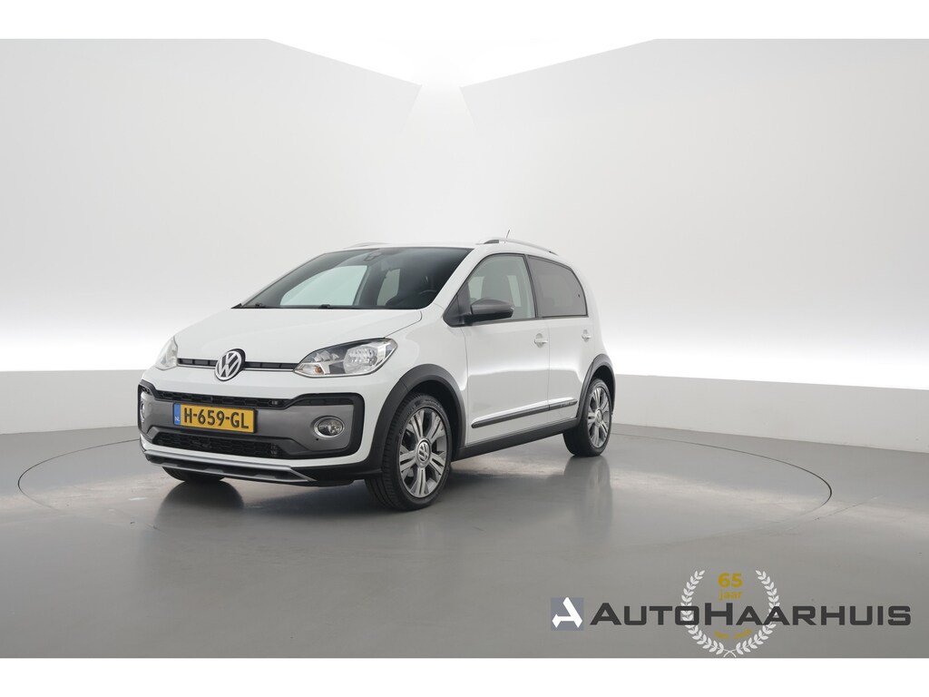 Volkswagen Up! 1.0 TSI 90PK BMT Cross Up! | Rijklaar! | Stoelverw. | Cruise | PDC | Climate | Bluetooth | 5-Deurs | 16'' | Elek. ramen