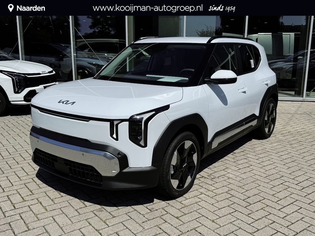 Kia EV2 Plus 61 kWh 5p. | Direct Uit Voorraad Leverbaar | Privacy Glass | Stoel- En Stuurverwarming | LED-koplampen |