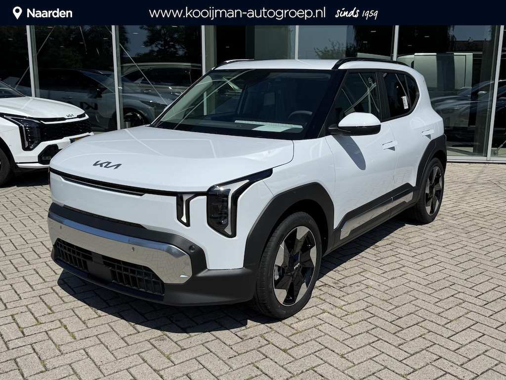 Kia EV2 Plus 61 kWh 5p. | Direct Uit Voorraad Leverbaar | Privacy Glass | Stoel- En Stuurverwarming | LED-koplampen |
