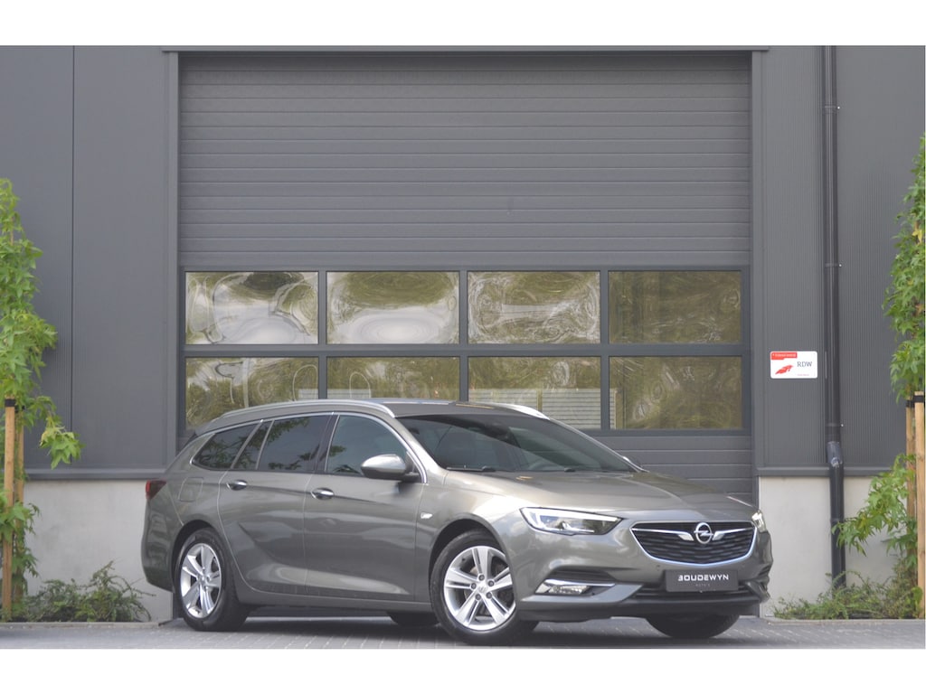 Opel Insignia Sports Tourer 1.5 Turbo Business+ Stoel/stuur verwarming | Trekhaak | Cruise Control | Camera