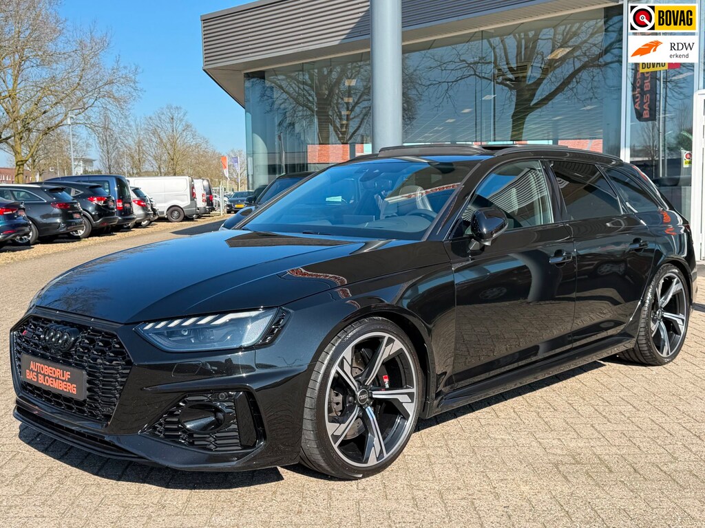 Audi RS4 A4 Avant 2.9 TFSI RS-Pakket 280 v/max, Carbon int, HUD,Virtual, Matrix, Pano, Diamant leer/ alcantara, etc.