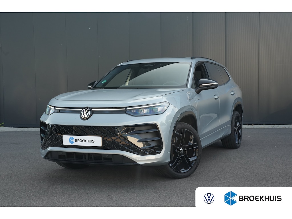 Volkswagen Tayron 1.5 eHybrid R-Line Edition | Trekhaak | Camera | Panoramadak |