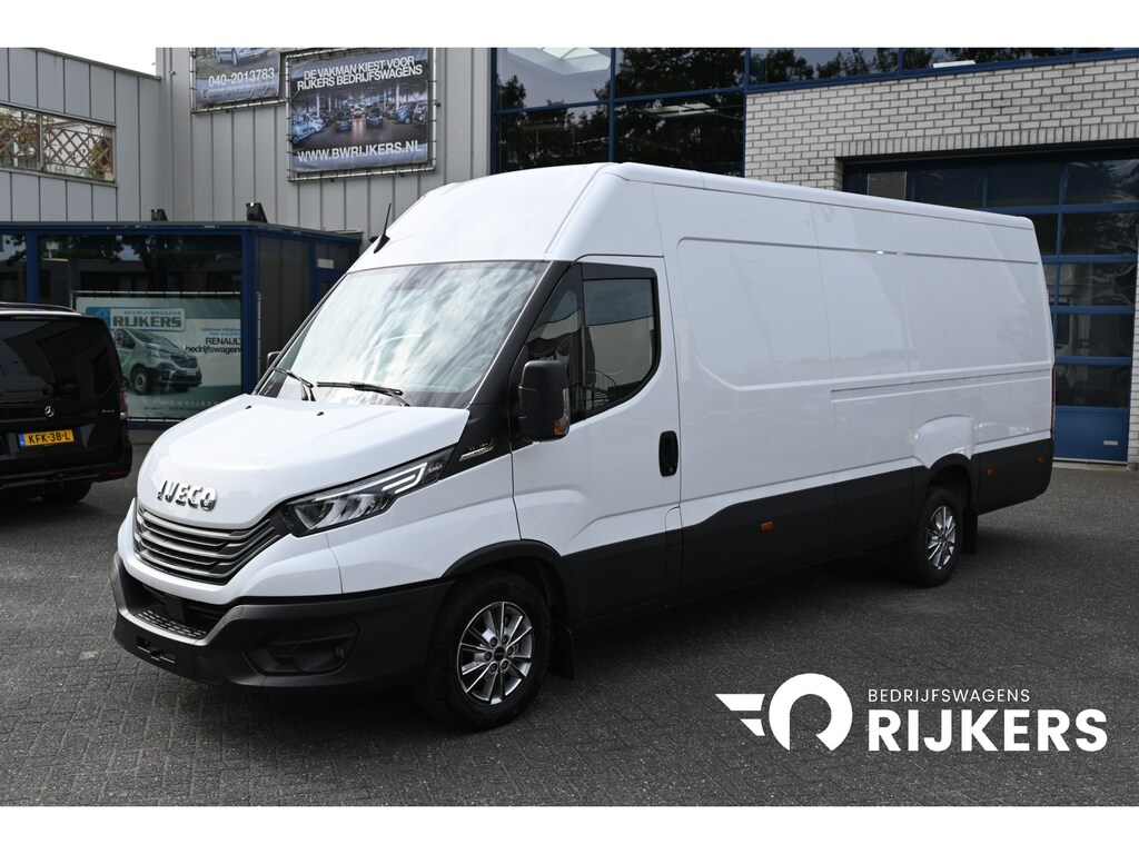 IVECO Daily 35S18 3.0 180 pk L4H2 Maxi Hi-Matic LED, ACC, Geveerde stoel, Camera, Navigatie