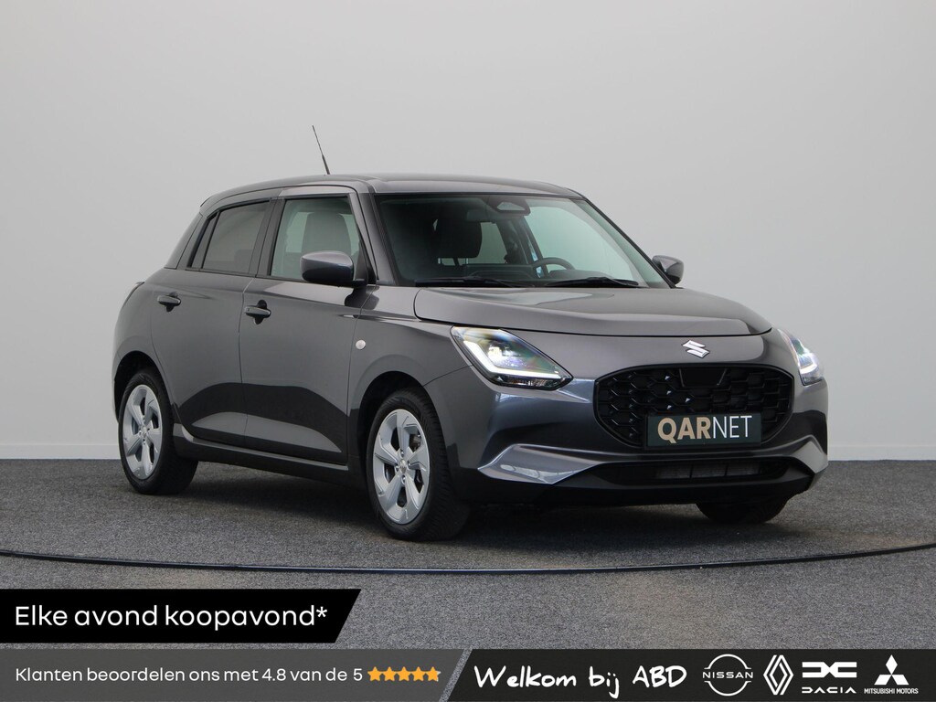 Suzuki Swift 1.2 Comfort Smart Hybrid | Achteruitrijcamera | Stoelverwarming | Adaptieve cruise control | Navigatie |