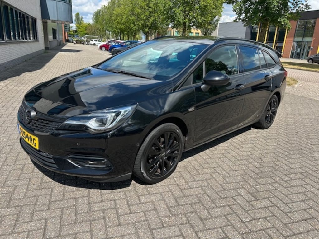 Opel Astra Sports Tourer 1.2 Elegance