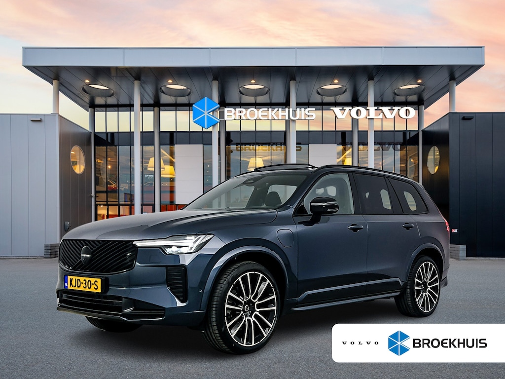 Volvo XC90 T8 Ultra Black Edition Executive | 22" | Gelaagd & Getint Glas | Geintegreerd kinderzitje | Luchtvering | Geventileerd Nappa | Bowers & Wilkins | Stoelmassage | Panoramadak | Head-Up | 360 Camera | Matrix LED