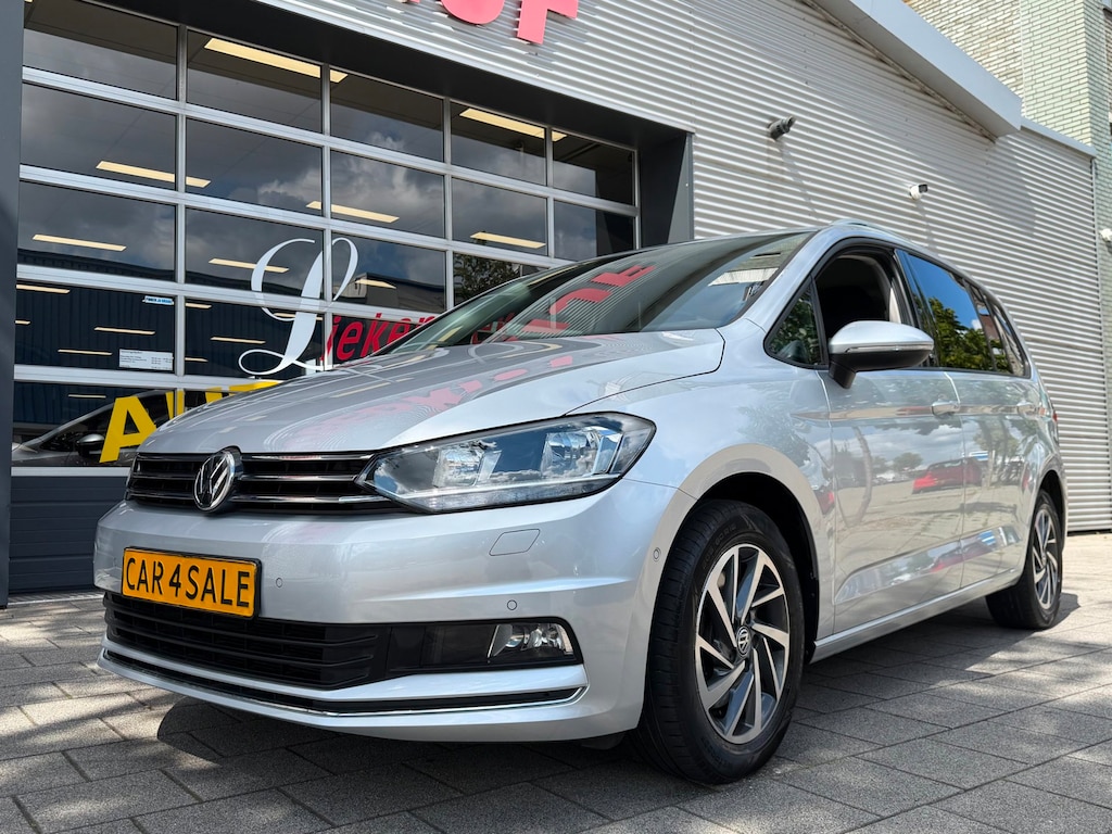 Volkswagen Touran 1.2 TSI Sound BlueMotion Tech - Apple CarPlay / Navigatie I Airco I PDC I Veiligheid pakket I Dealer onderhouden