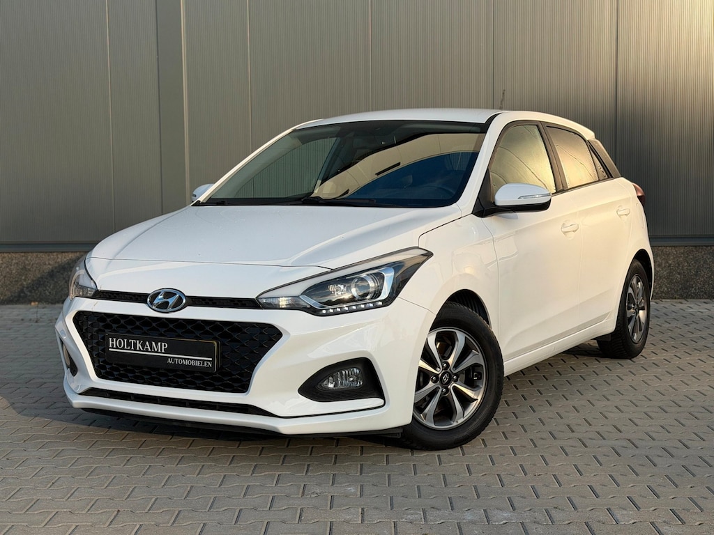 Hyundai i20 1.0 T-GDI Comfort | AUTOMAAT | CRUISE | CARPLAY | LANE ASSIST | CLIMA | ACHTERUIT CAMERA