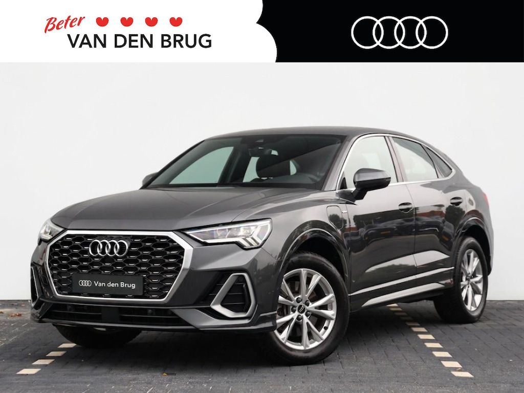 Audi Q3 Sportback 45 TFSI e S Edition | Apple Carplay/Andoid Auto | Achteruitrijcamera | LED | Navi | Elektrische achterklep |