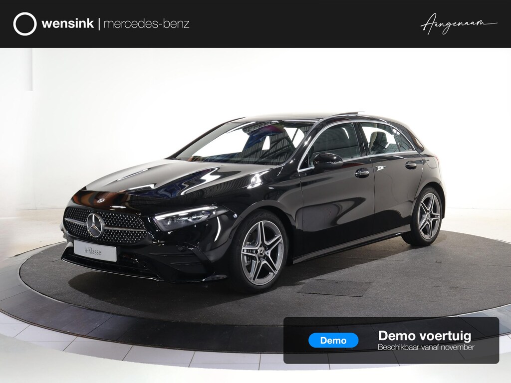 Mercedes-Benz A-klasse 180 Business Solution AMG | Panoramaschuifdak | Stoelverwarming | Achteruitrijcamera |  MULTIBEAM LED |
