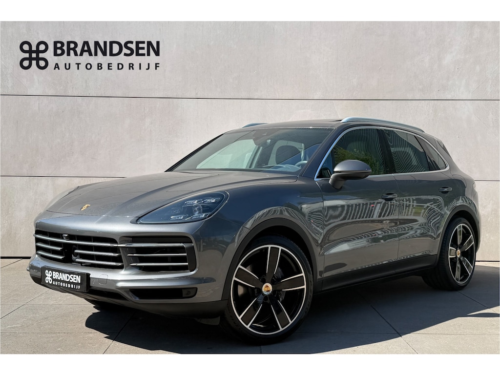 Porsche Cayenne 3.0 E-Hybrid ACC-Luchtvering-Burmester-Trekhaak-Head up-Pano-22"-Keyless